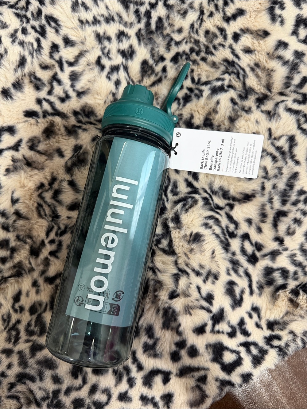 lululemon Teal Water Bottle brand new with tags